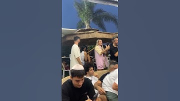 Thumbnail of אייל גולן ואיתי לוי - מערב ראשון