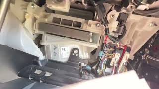 How to replace the cabin air filter on a 2010 - 2015 Toyota Prius Fram cv10285 in 2 minutes