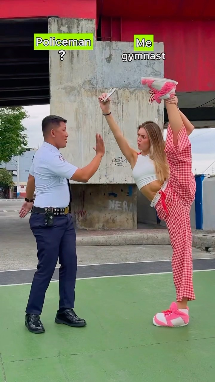 Rate policeman’s dance 1-10????✋?