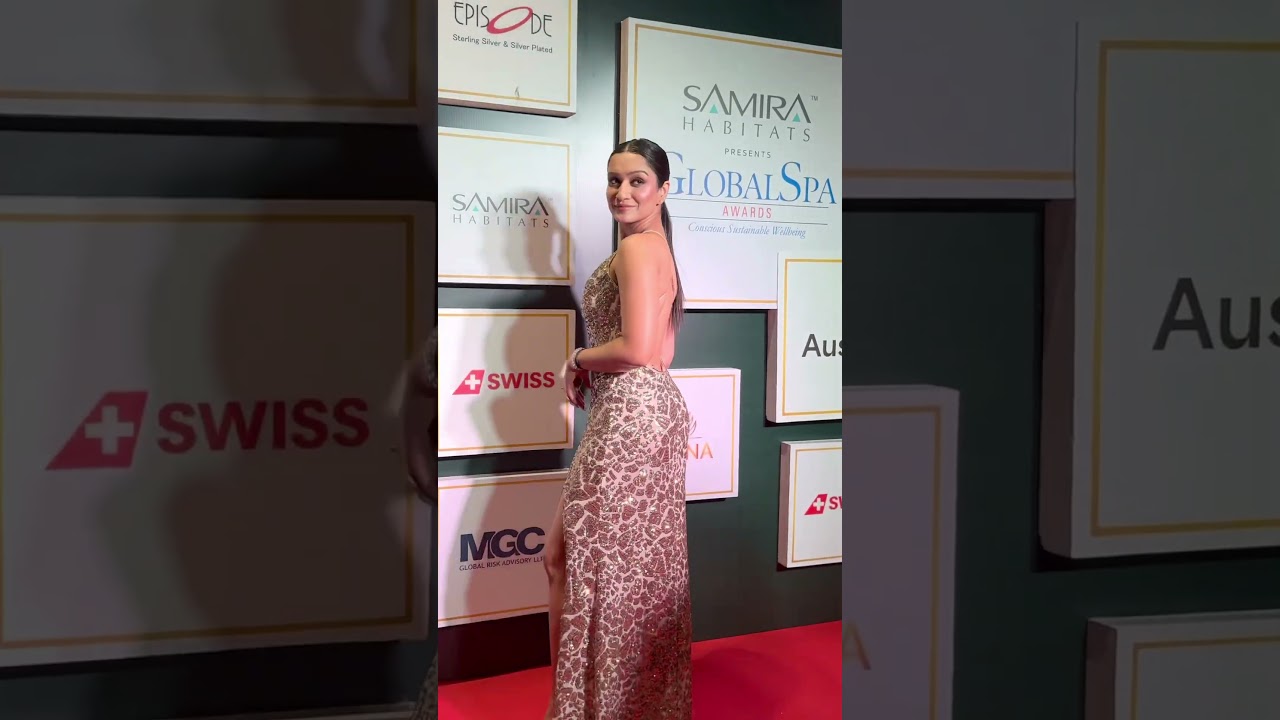 Watch: @shefalibaggaofficial attends the special premiere of Babil Khan's 'Logout' on ZEE5,