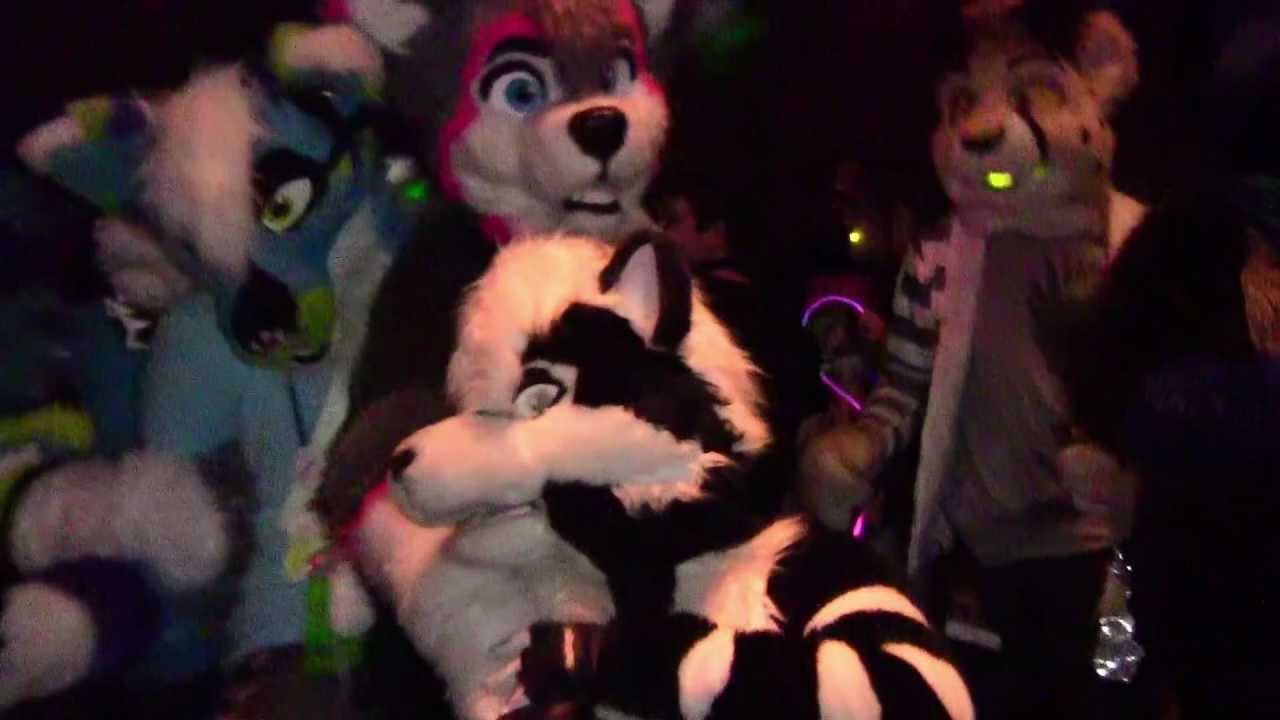 FurFright 2012 - Dance & Closing (3/3) - YouTube