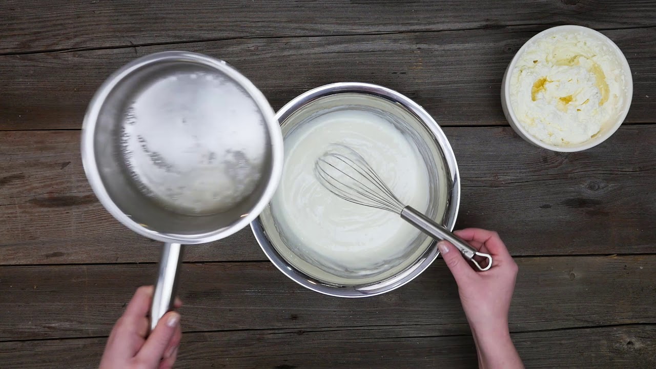 Rezept: Mohn-Kriecherl-Topfentorte