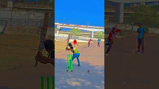 Review Wide Hai Right Hai