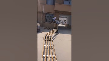 Unpowered unloading rail, unloading slide, convenient unloading.