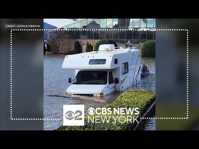 California Man Traveling Cross Country Loses Rv And Car In Edgewater N J Flooding