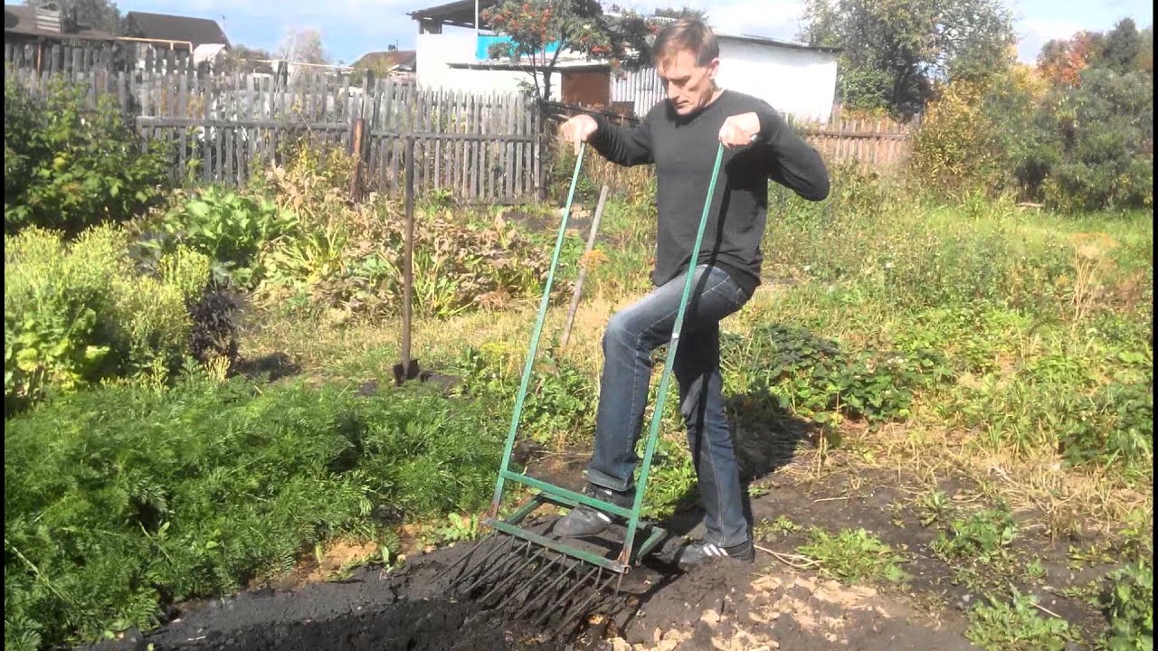 Можно ли перекапывать землю. Чудо лопата культиватор купитьдвухчеренковая. Копалка Крот. Копать огород чудо лопатой. Электро лопата для копки земли.