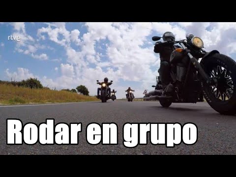 Rodar en grupo 🏍️🏍️ con moto🏍️
