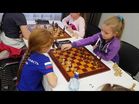 Video: Isang Laro Ng Chess. Paligsahan Para Sa Russia