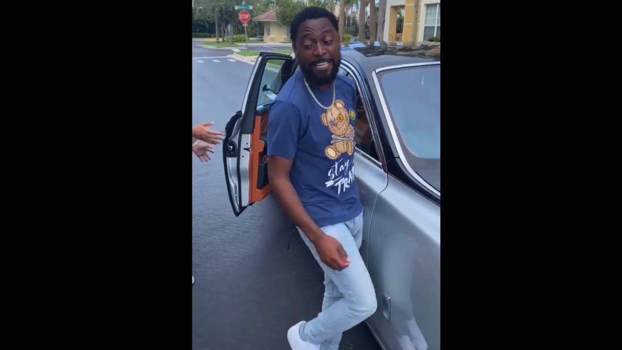 Kountry Wayne- When somebody jealous of their friend new car 🤣🤣