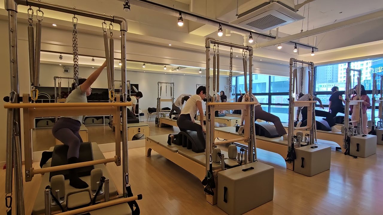 캐딜락 스파인코렉터 시퀀스 #흉추회전 #힙힌지 #고관절 써클 #복근강화 