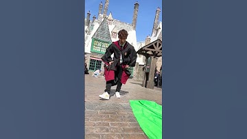 Pt.1 Backstage of the next video! Why am I jumping? Check pt.2 to understand 😂 #vfx #backstage