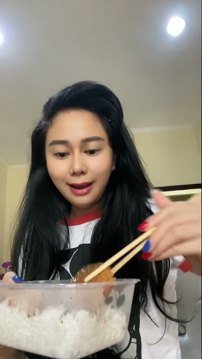 Denies Cariesta Sarapan menu orang kaya