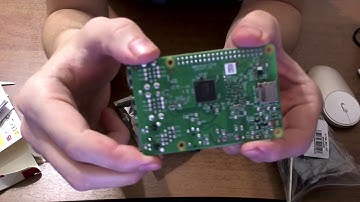 Raspberry Pi Model 3B (unpacking)