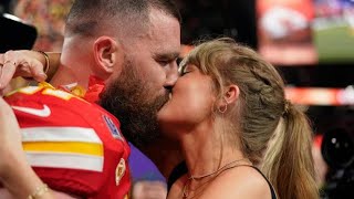 Taylor Swift and Travis Kelce's romance and sweet kisses 😘
