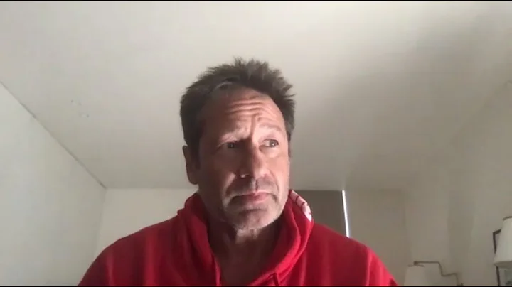 David Duchovny on Gestureland, Audiobooks, and Pla...