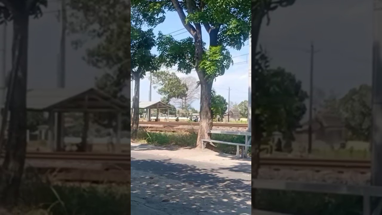 Lah kok masih pake stiker?? 