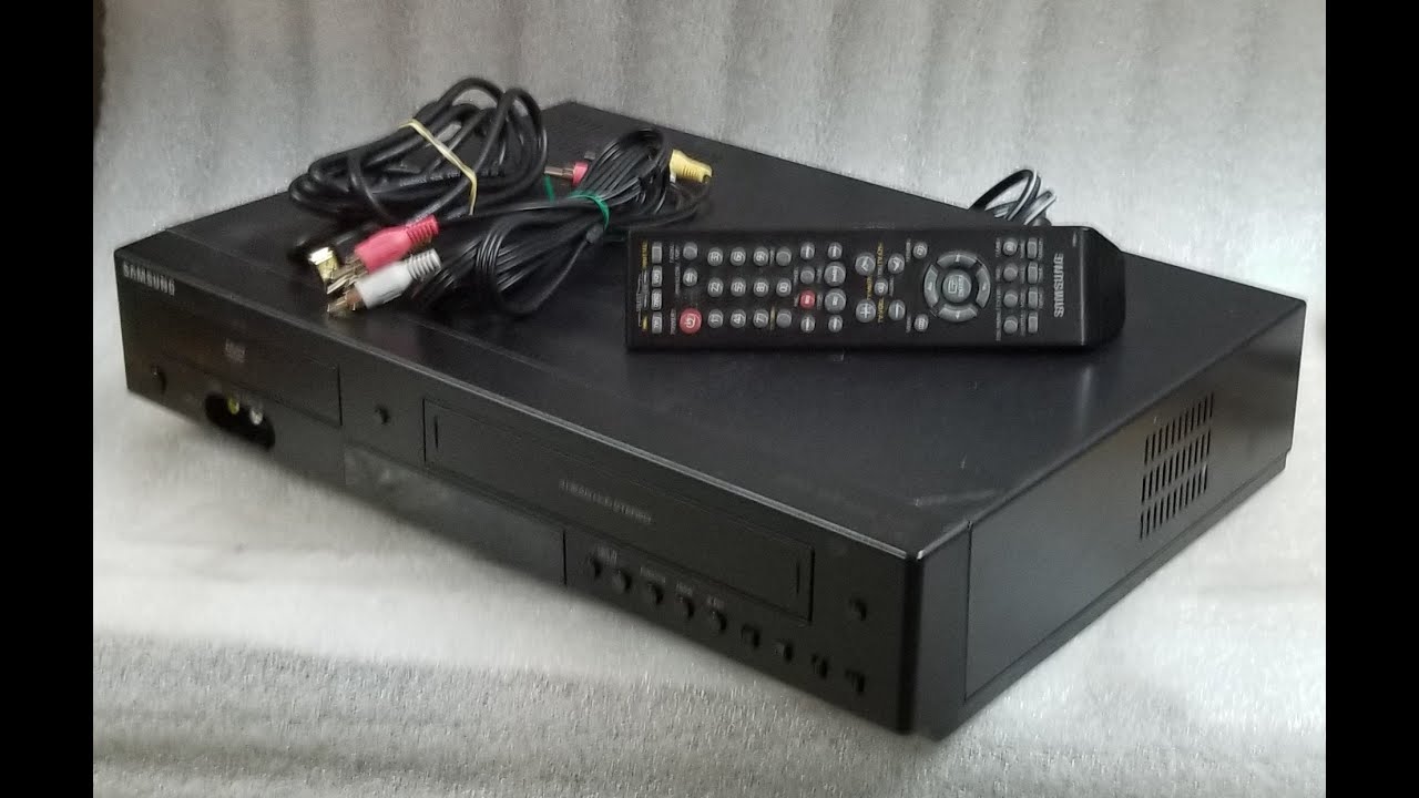 Samsung DVD-V9800 Tunerless 1080p Upconverting VHS Combo DVD Player