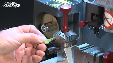 How to Use Silca Futura Pro Key Cutter - P6 Clamping Standard Single Sided Edge Cut Keys KW1 SC1