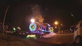 Trem Natal Rumo e ABPF Maria Fumaça Locomotiva 11 Iluminada Entre Curitiba e Cachoeira screenshot 4