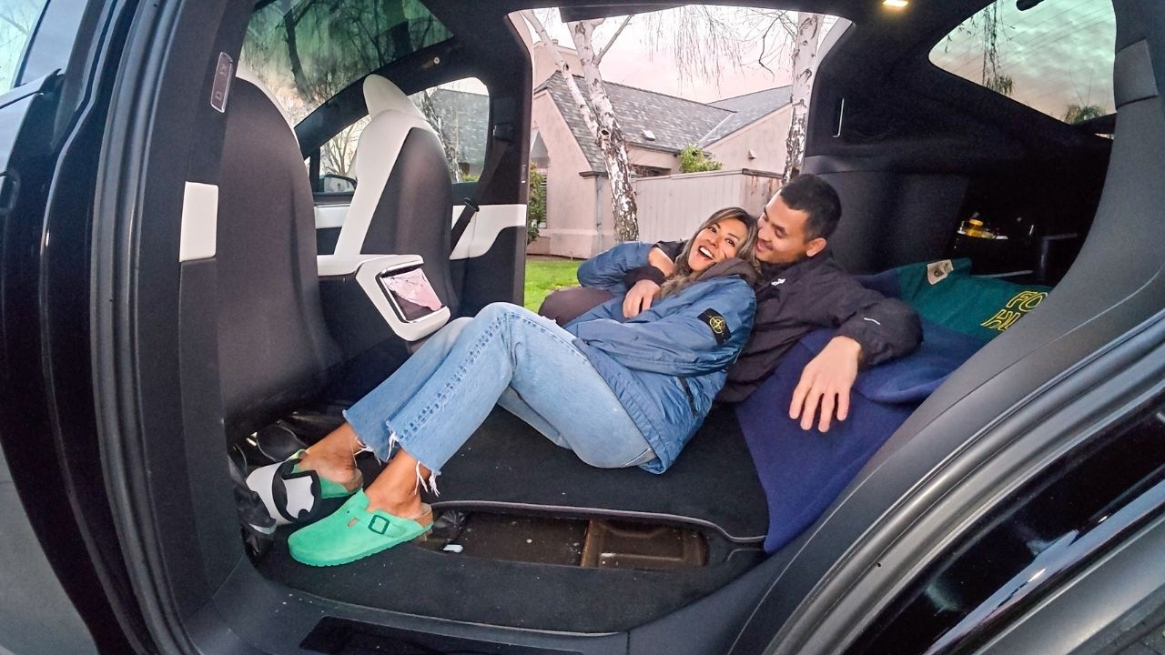 We Turned Our Tesla Model X Into a VAN...(2nd Row Seat Delete)