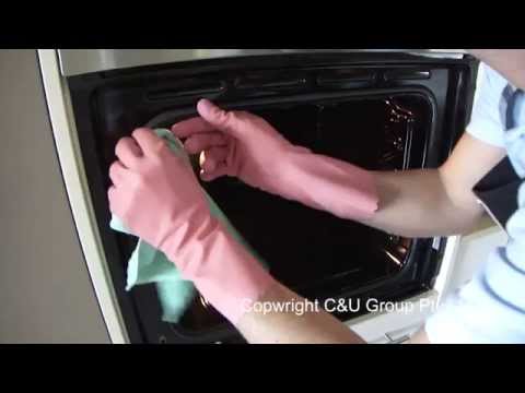 How to Clean A Dirty Oven in Detail