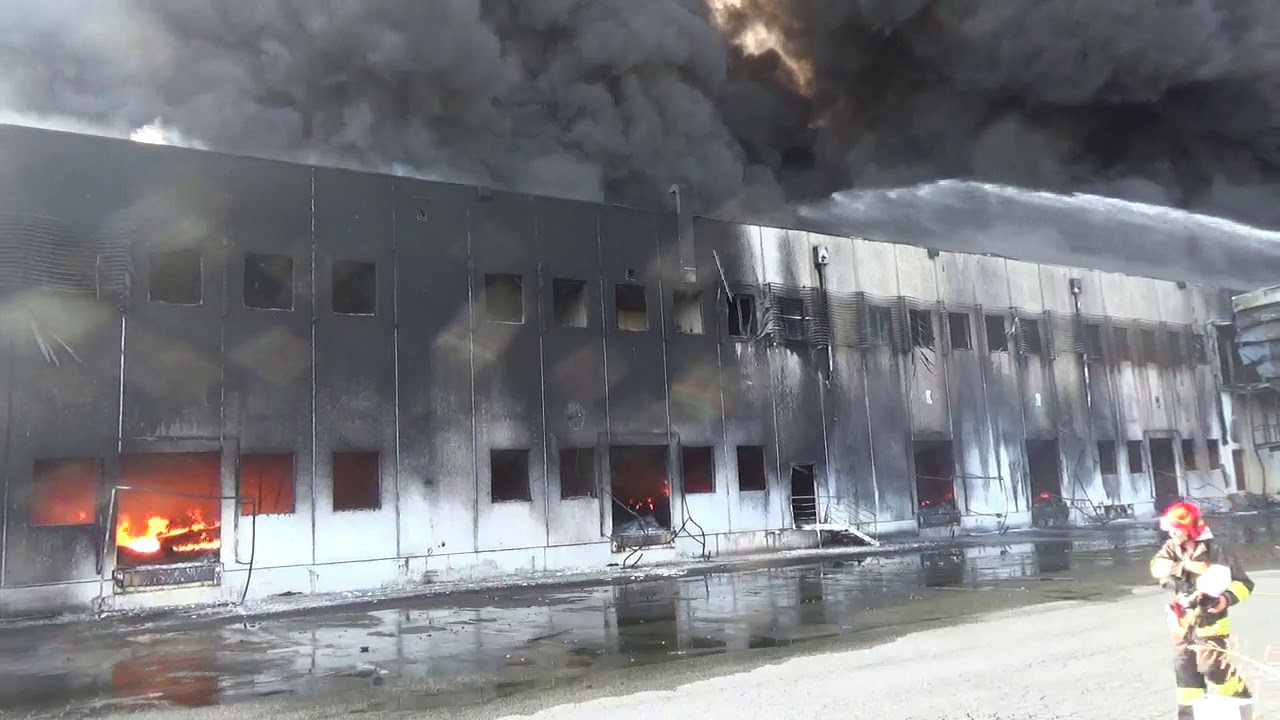 Incendio alla Lotras di Faenza / 3