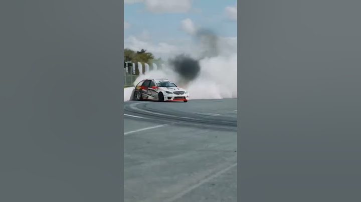 W204 Diesel Drift #cars #automobile #mercedesbenz #w204 #diesel