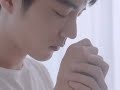 Xiao Zhan: the gentle touch... 肖战 轻轻触碰..