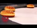 Herstellung von Burger Brötchen - Welt der Wunder