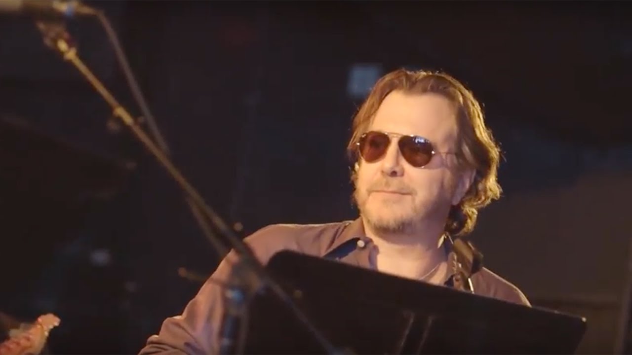 Смотреть «Sadderday — Michael Starcevich & The Good / Devin Arkin Tribute Show 2016» на YouTube Смотреть «Sadderday — Michael Starcevich & The Good / Devin Arkin Tribute Show 2016» на YouTube