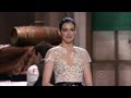 Anne hathaway sings shes me pal to meryl streep