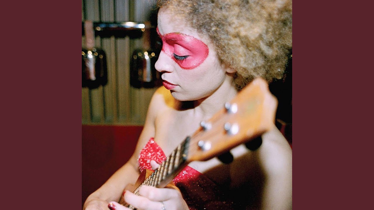 Watch Snowman on YouTube Watch Snowman on YouTube