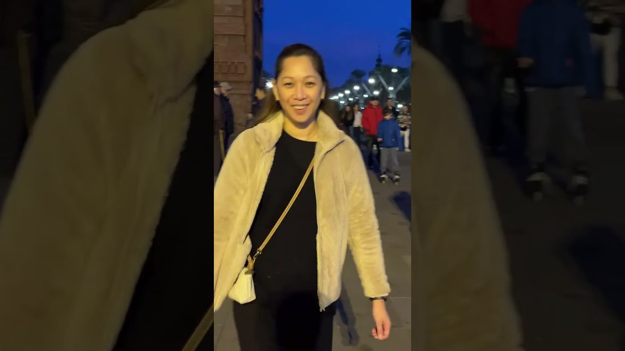 ARC DE TRIOMF/ WALKING, TRAVELLING AND EXPERIENCING BARCELONA SPAIN