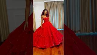 Quando A Debutante Dança Bem Até De Vestido