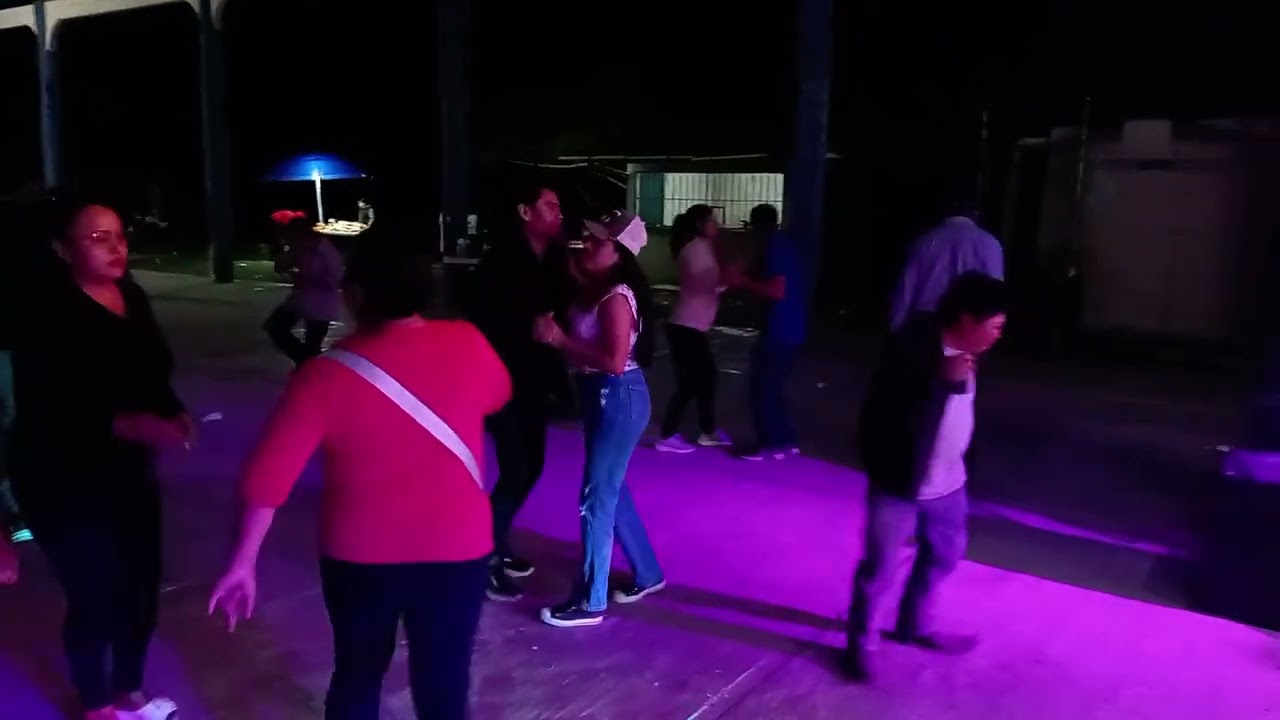 El Delfin y sus Tekla2 desde Mezquite Mata del Tigre