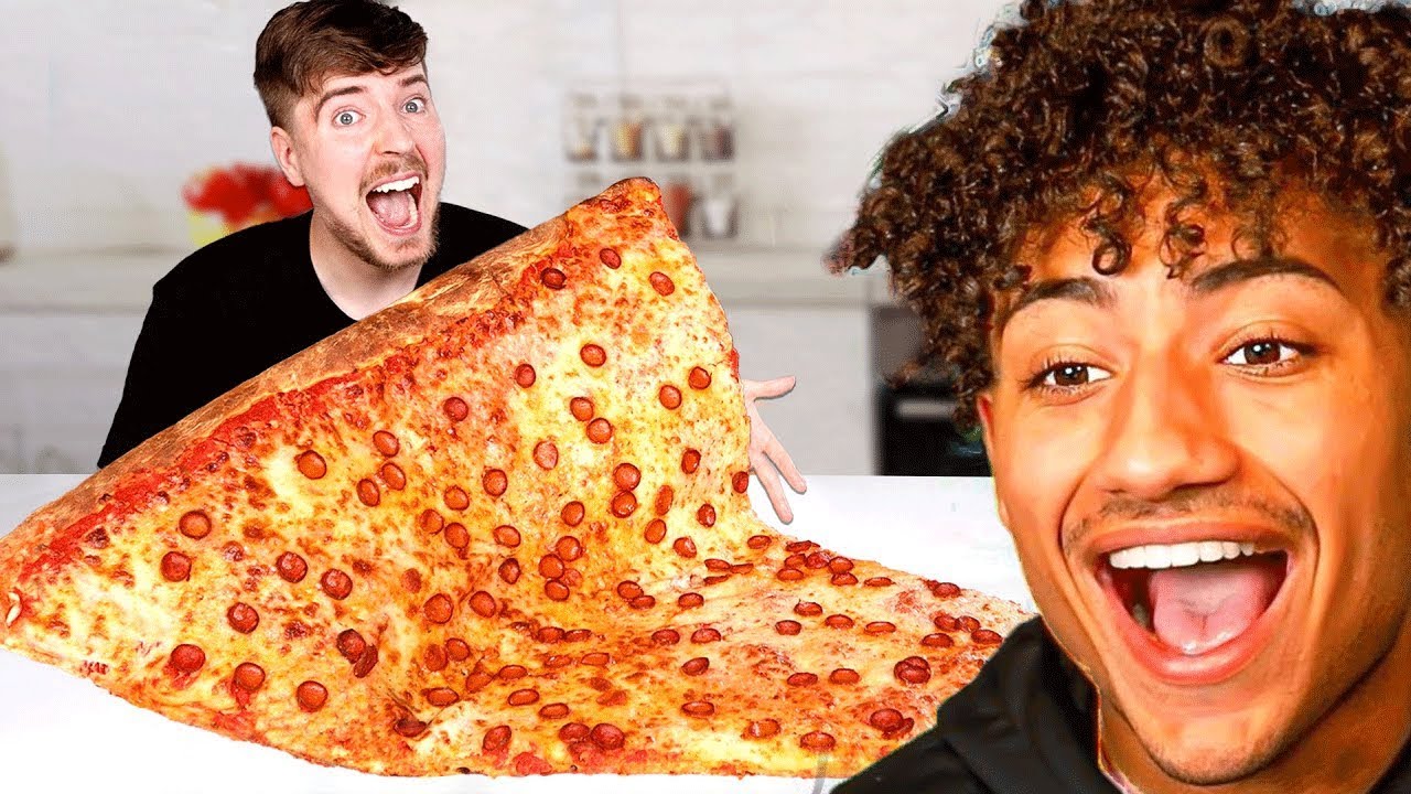 I Ate The World’s Largest Slice Of Pizza - YouTube