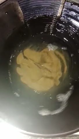 Emas debu dari aliran Sungai.