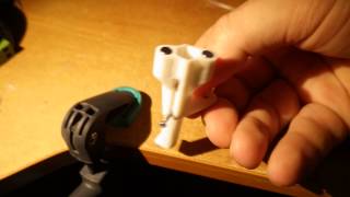 Auto deployable magnetic snaplock z probe