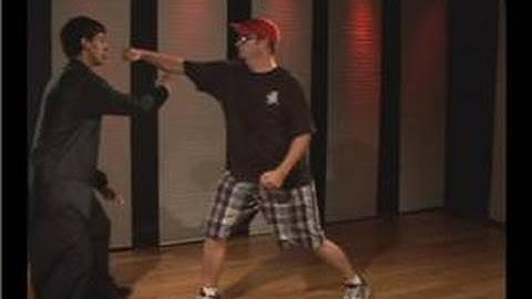 Kung Fu Fighting : Praying Mantis Outside Block Round Kick