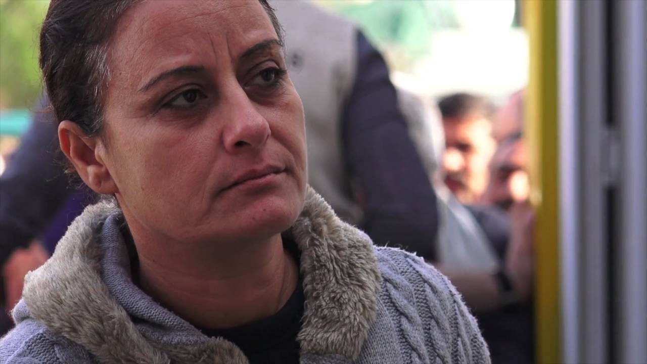 Rita receives cash assistance | UNICEF Iraq