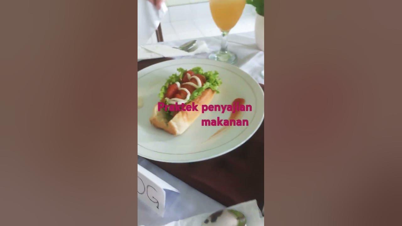 Praktek penyajian makanan