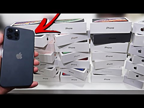 APPLE STORE CLEAN OUT!! FOUND IPHONE 12 PRO MAX!! DUMPSTER DIVING APPLE STORE!! *JACKPOT* OMG!!