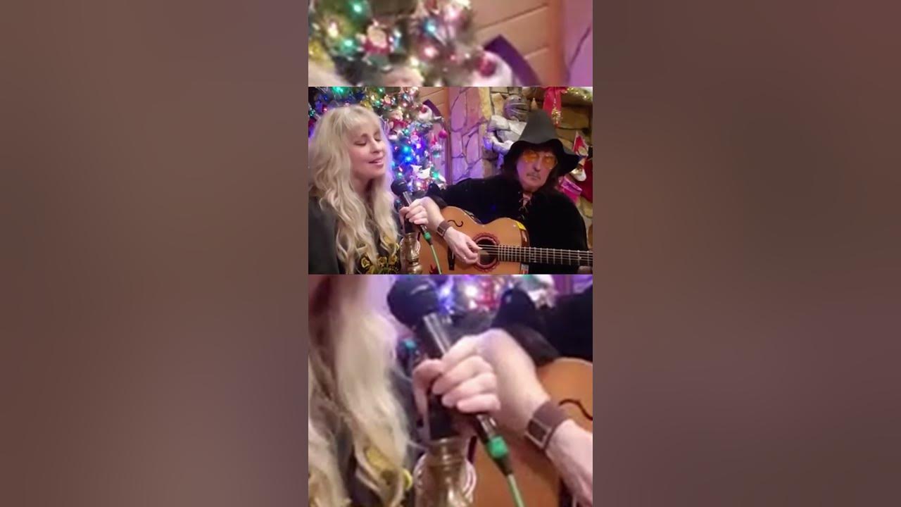 @CandiceNight and @RitchieBlackmoreOfficial with you a happy holiday season