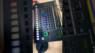 Roland TR-8S 808&909 techno live performance shuffle70