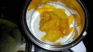 How to prepare mango lassi at hom.