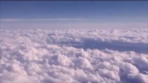 أخفض صوت العالم قليلاً و ارفع صوت القرآن الكريم 💞