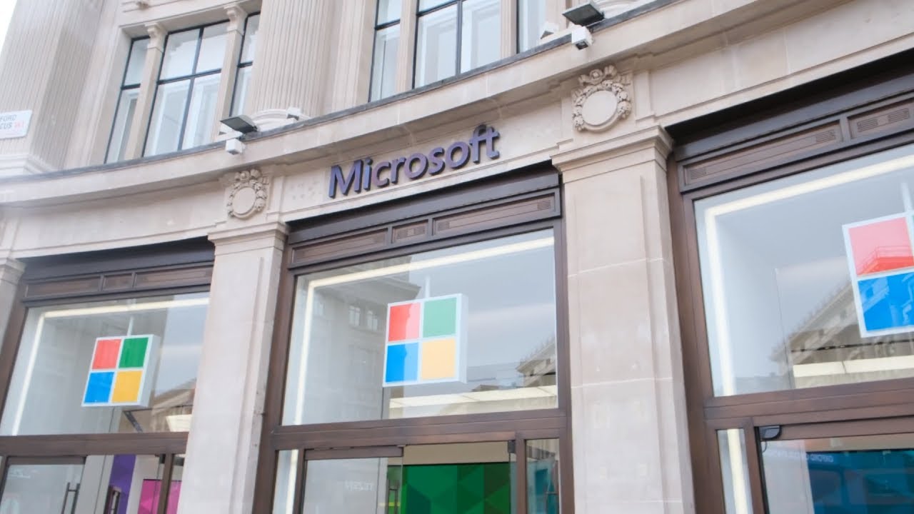 Microsoft's Latest Flagship Store | London | Exclusive VIP Tour - YouTube