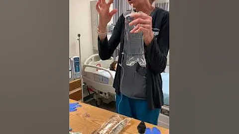 How to change IV Tubing