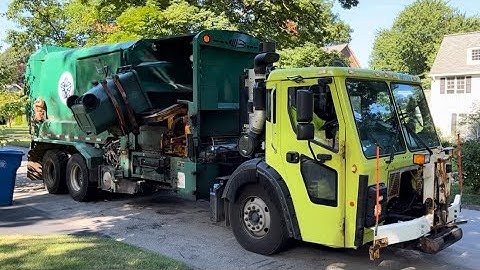 Rochester Mack LR Labrie Expert Side Loader Garbage Truck Packing Super Heavy Garbage And Yard Waste