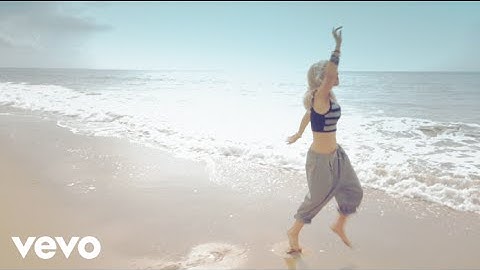 Alisa Sharp - Heya Hands Up